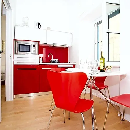 Miro Hotel 4*